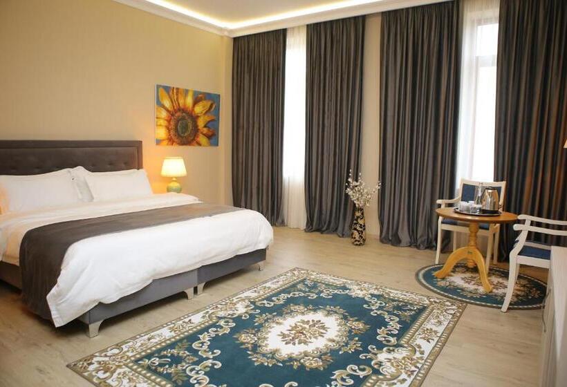 디럭스 룸, Colombo