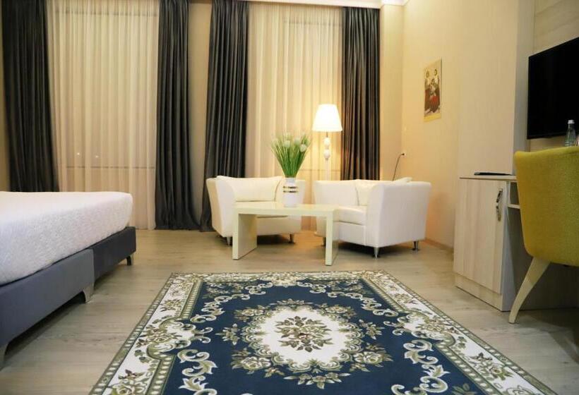 디럭스 룸, Colombo