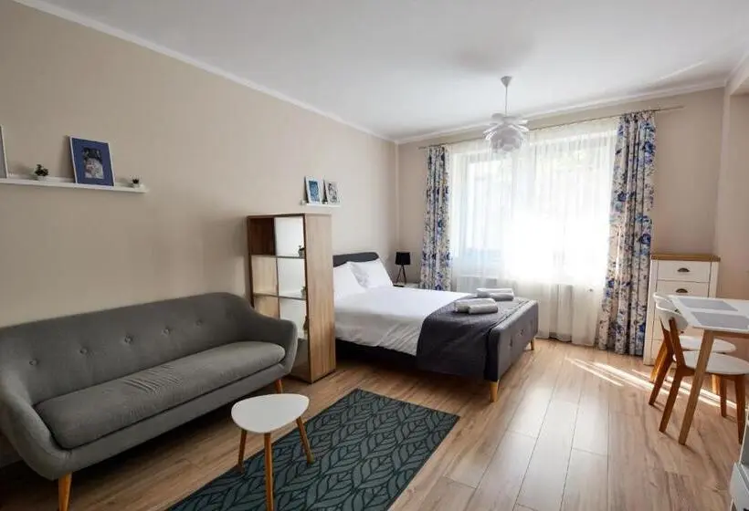 استودیوی استاندارد, Mandarin Premium Apartments