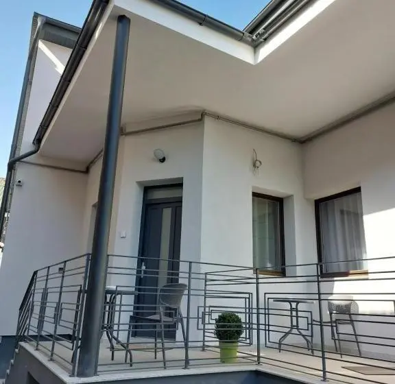 اتاق سوپریور با تخت بزرگ, Mandarin Premium Apartments