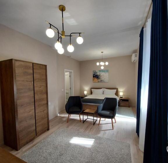 标准间带露台, Mandarin Premium Apartments