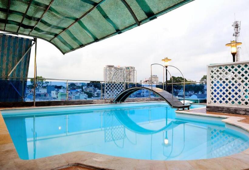 اتاق خانوادگی, My Friends