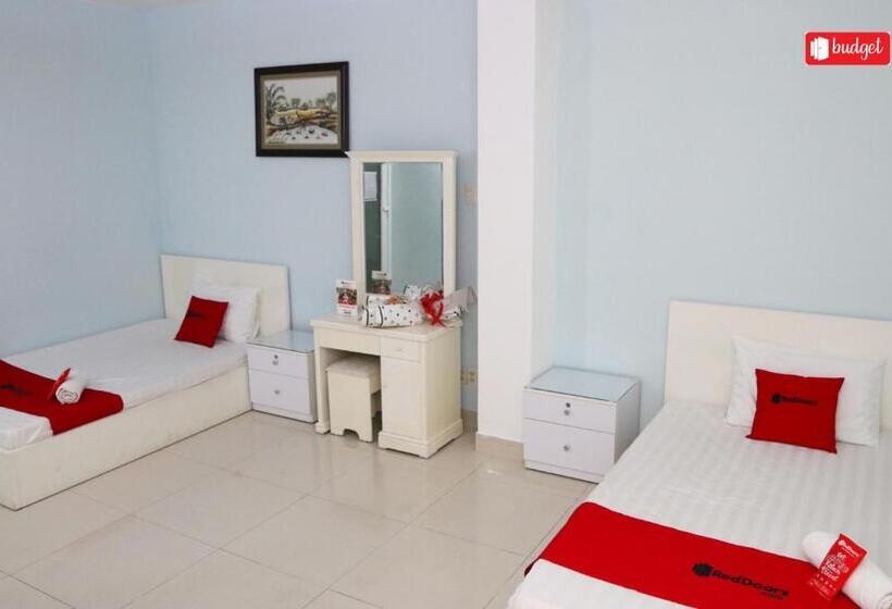 اتاق استاندارد, My Friends