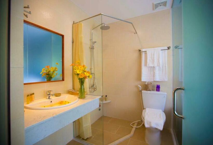 اتاق خانوادگی, Tom Hill Boutique Resort & Spa