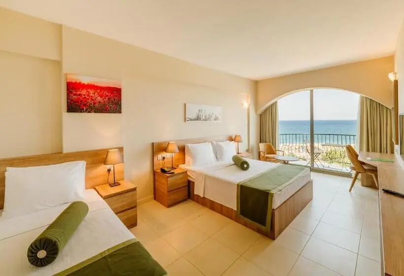 Triple Room Sea View, Olivia Palm