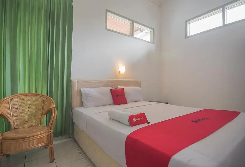 Perhehuone, Reddoorz @ Jalan R.e. Martadinata Sukabumi