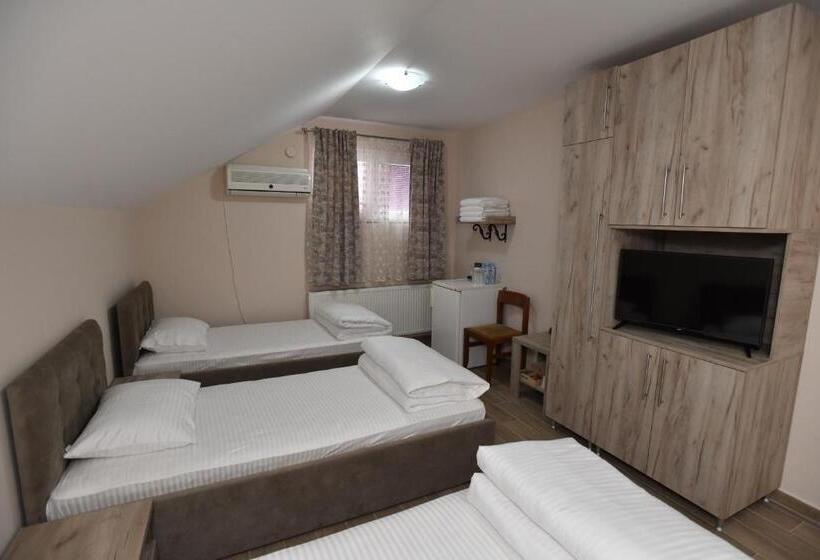 اتاق استاندارد چهار تخته, Alijansa