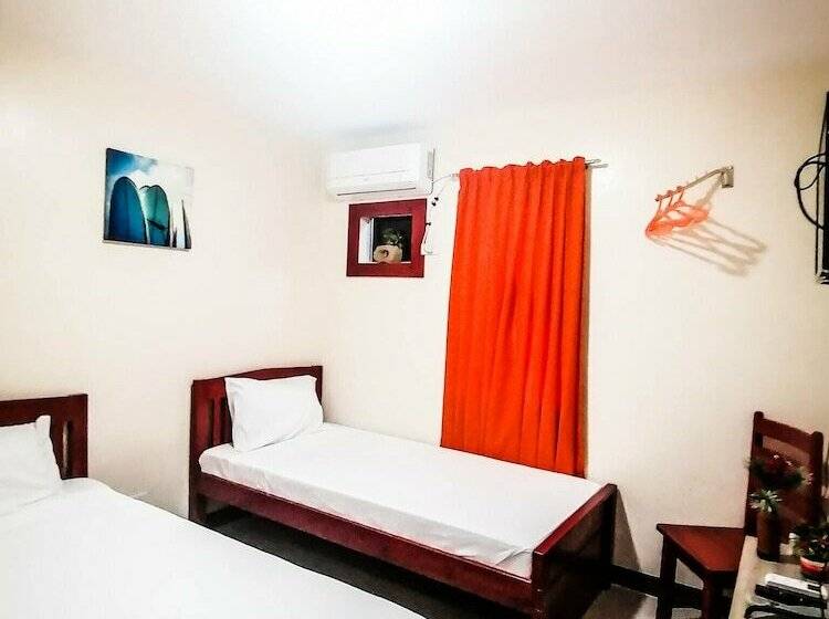 اتاق استاندارد, Downtown Suites