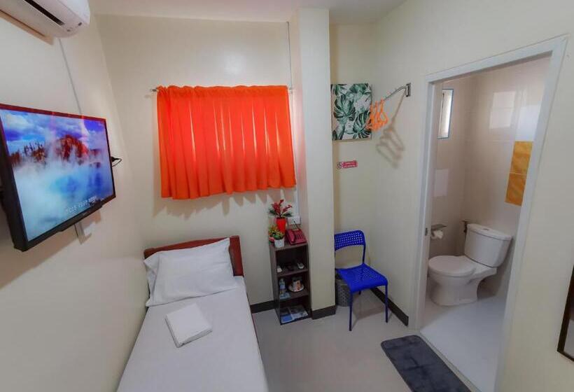 اتاق استاندارد یک نفره, Downtown Suites