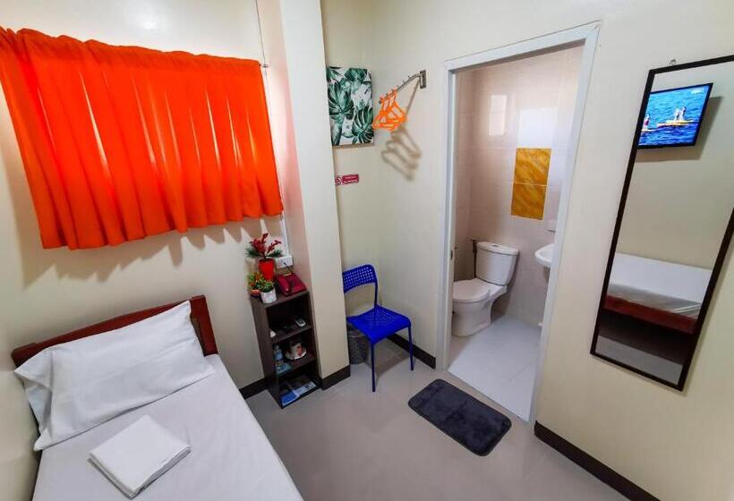 اتاق استاندارد یک نفره, Downtown Suites