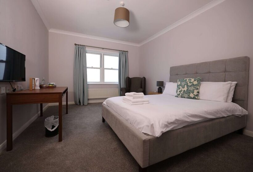 Номер Стандарт, Michelangelos   Rooms, Restaurant & Bar