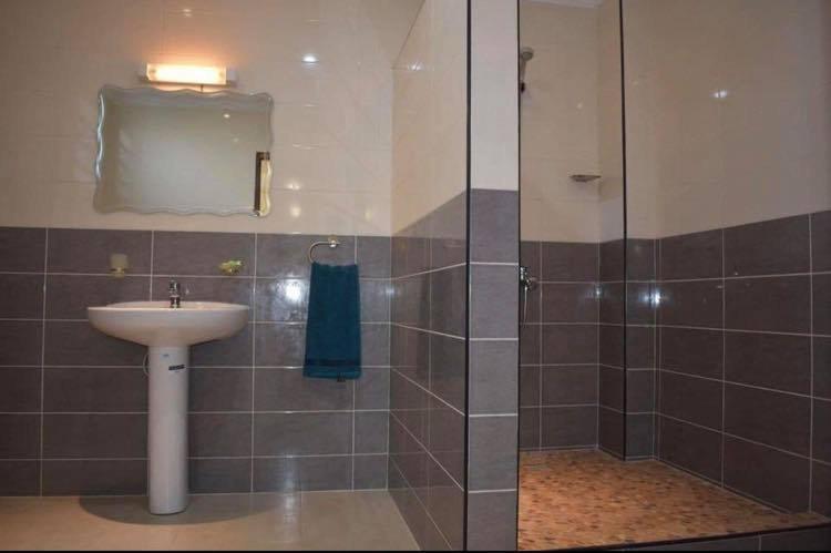 اتاق استاندارد با تراس, Menabe