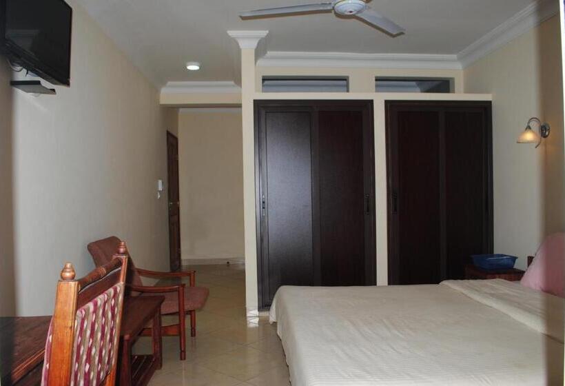 اتاق لوکس, Menabe