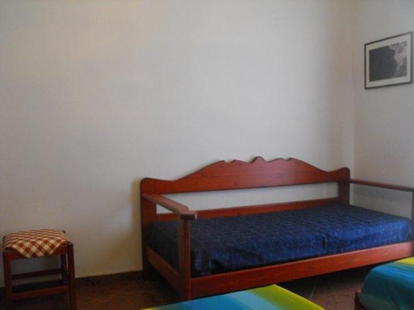 اتاق استاندارد چهار تخته, Golden Star Rooms