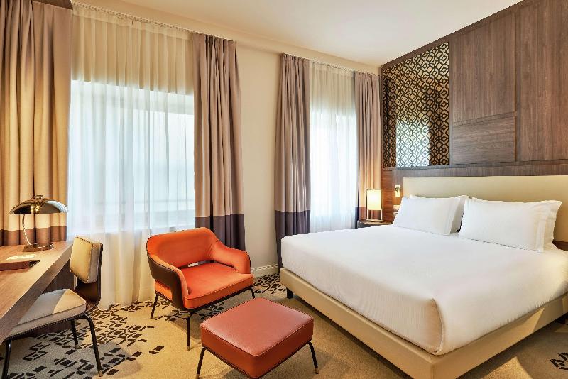 اتاق لوکس با تخت بزرگ, Doubletree By Hilton Trieste