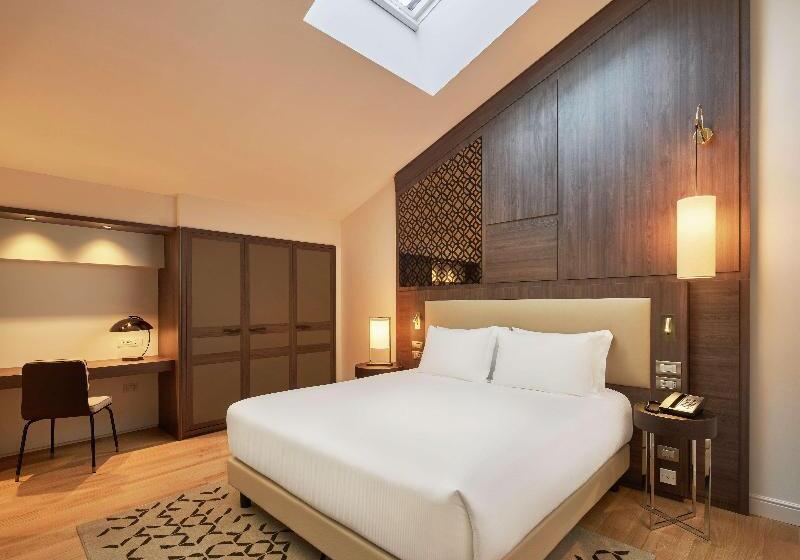 سوئیت با تخت بزرگ, Doubletree By Hilton Trieste