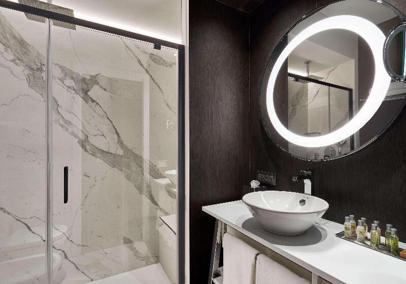 اتاق استاندارد, Doubletree By Hilton Trieste