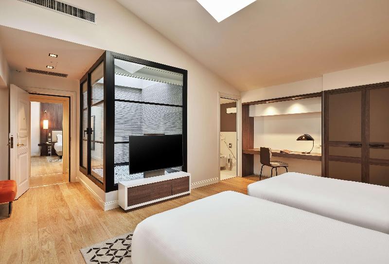 اتاق لوکس خانوادگی, Doubletree By Hilton Trieste