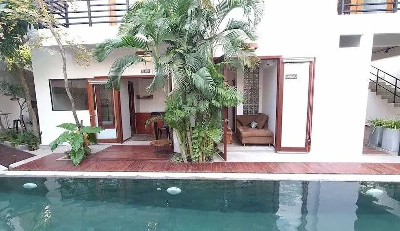 スーペリアールーム, Sarina Hotel & Villa