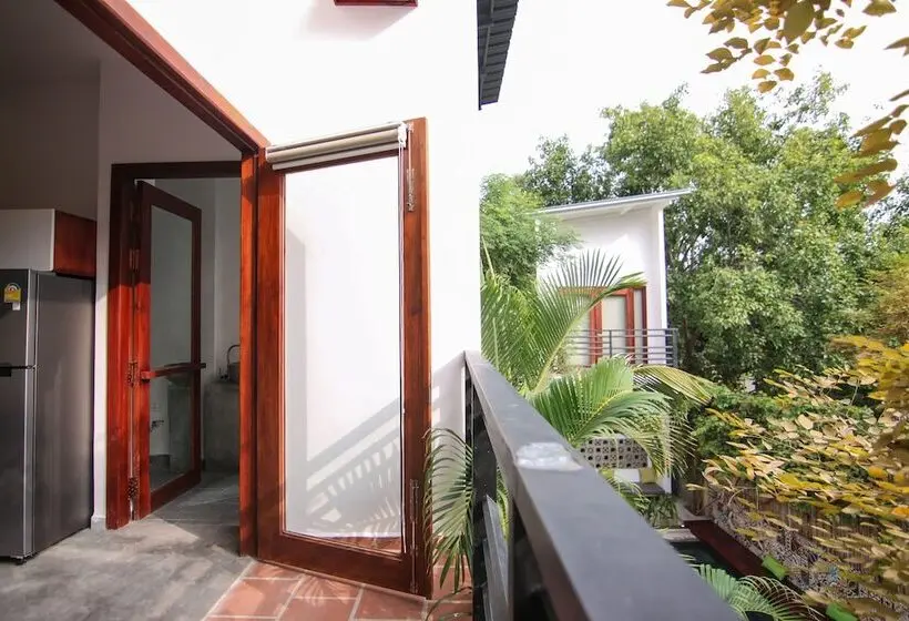 スーペリアールーム, Sarina Hotel & Villa