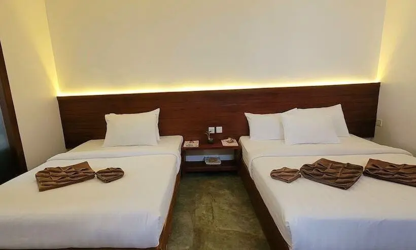 デラックスルーム, Sarina Hotel & Villa