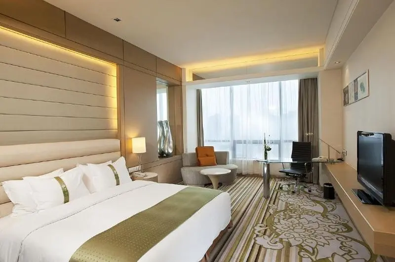 デラックススイート, Sarina Hotel & Villa