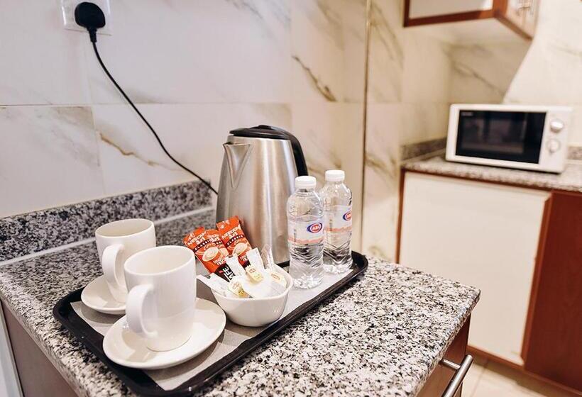 带1个卧室的带阳台的公寓, ريحانه الخليج للشقق الفندقيه