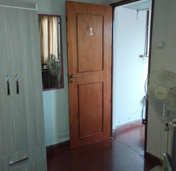 스탠다드 트리픔 룸 공동욕실, Lo De Su