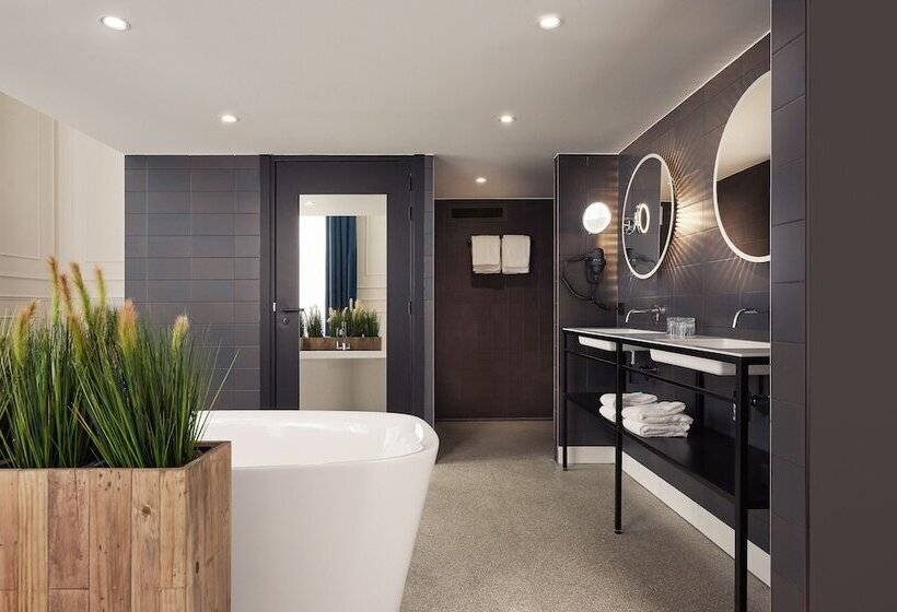 جناح, Marienhage