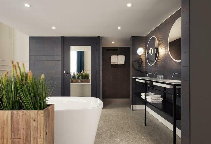 جناح, Marienhage