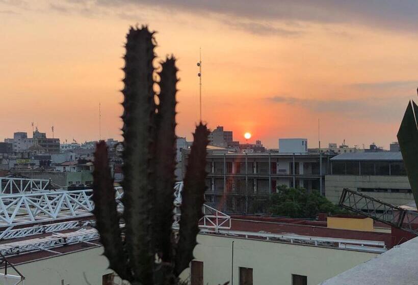 バスルーム共同エコノミー4人部屋, Casa Eufemia Hostel Type