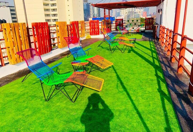 バスルーム共同エコノミー4人部屋, Casa Eufemia Hostel Type