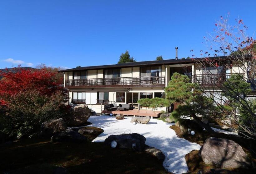 Четырехместный Номер Стандарт, Onsen & Garden Asante Inn