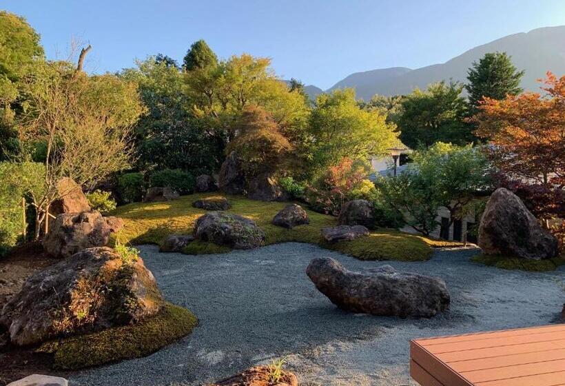 Номер Стандарт Вид на Сад, Onsen & Garden Asante Inn