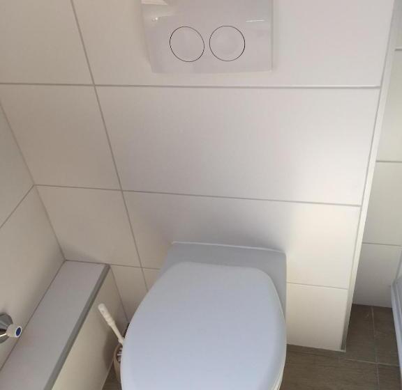 Трехместный Номер Стандарт с Балконом, Villa Elysium