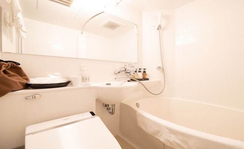 חדר משפחתי, Kamon Hotel Namba