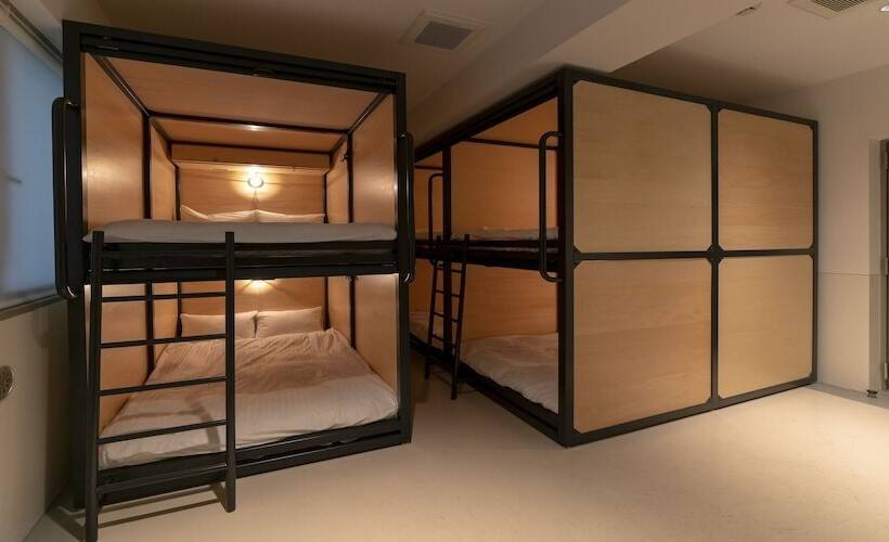 חדר משפחתי, Kamon Hotel Namba