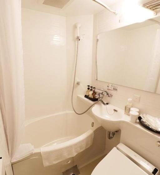 חדר משפחתי, Kamon Hotel Namba