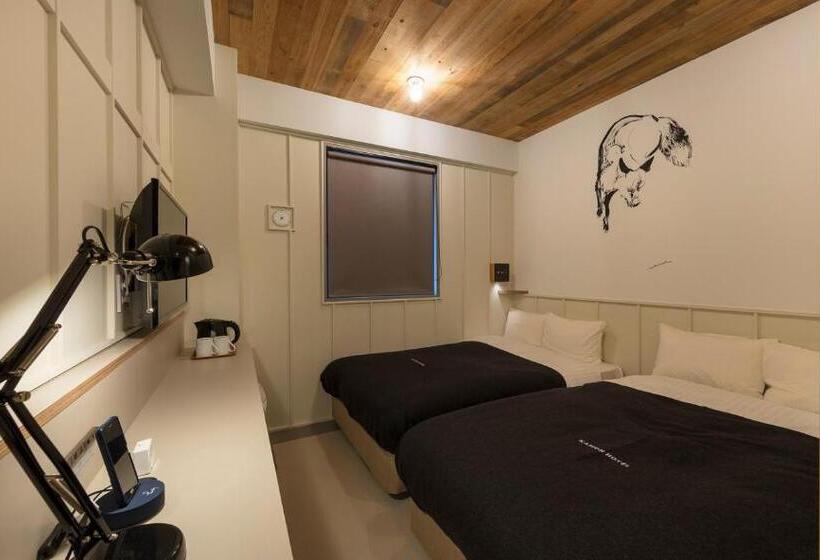 חדר בסיסי לארבעה, Kamon Hotel Namba