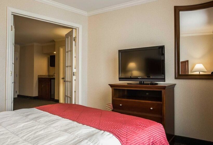 ２ベッドスイートルーム, Clarion Inn & Suites At The Outlets Of Lake George