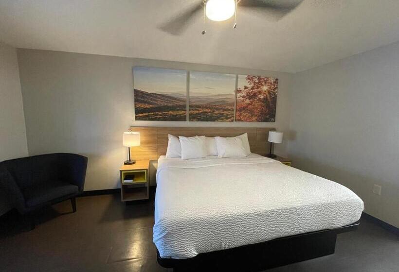 キングサイズベッドのスタンダードルーム, Days Inn By Wyndham Holladay