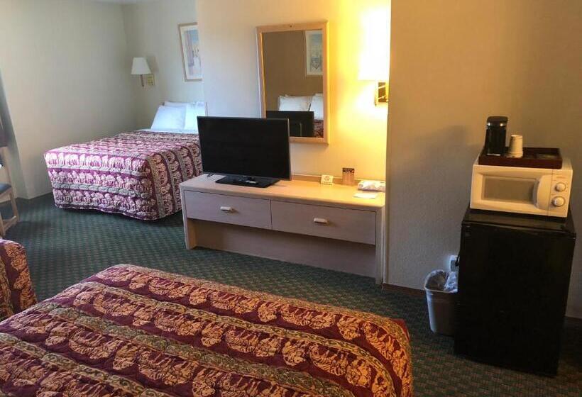 غرفة ديلوكس ثلاثية, Kings Inn Cody