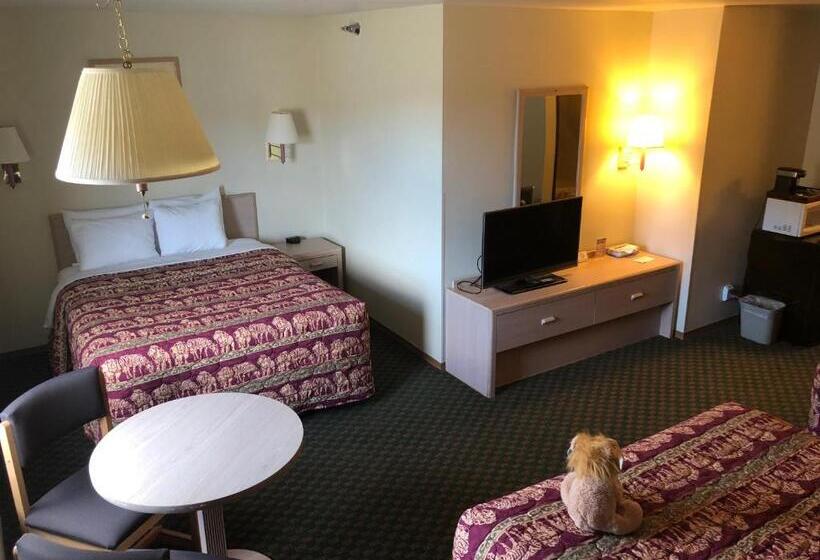 غرفة ديلوكس ثلاثية, Kings Inn Cody