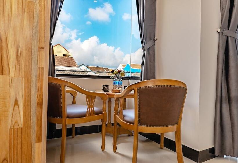 اتاق لوکس با چشمانداز شهر, Little Boss Homestay