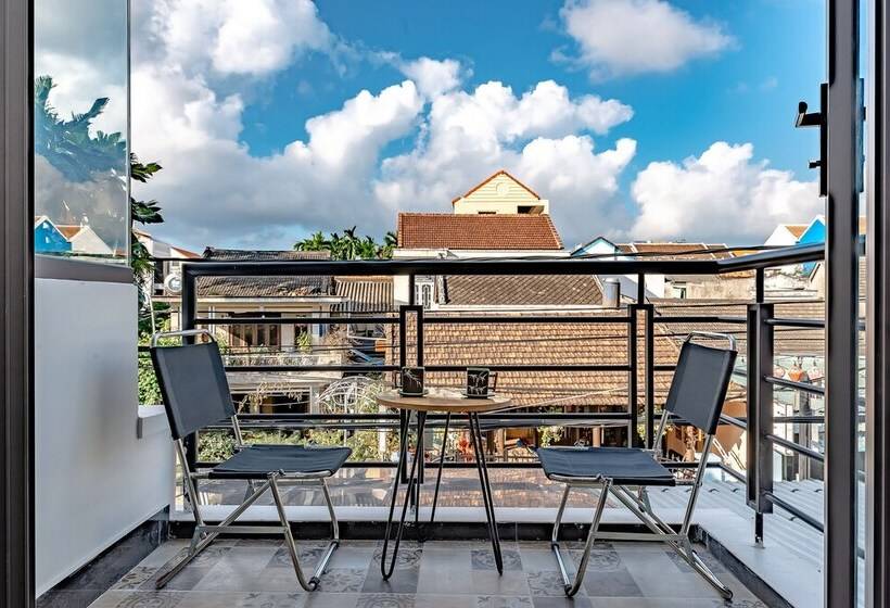 اتاق لوکس با چشمانداز شهر, Little Boss Homestay