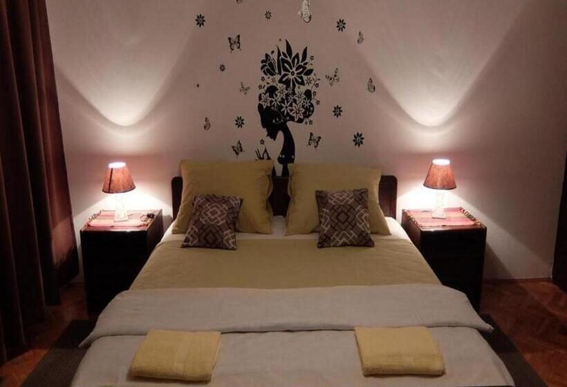 شقة غرفة نوم واحدة مزودة بشُرفة, Apartments & Rooms Rendulić