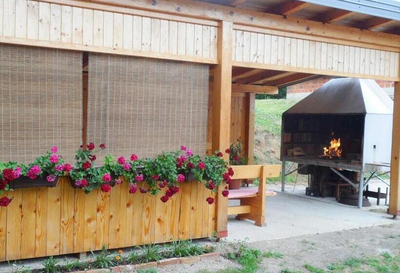 شقة غرفة نوم واحدة مزودة بشُرفة, Apartments & Rooms Rendulić