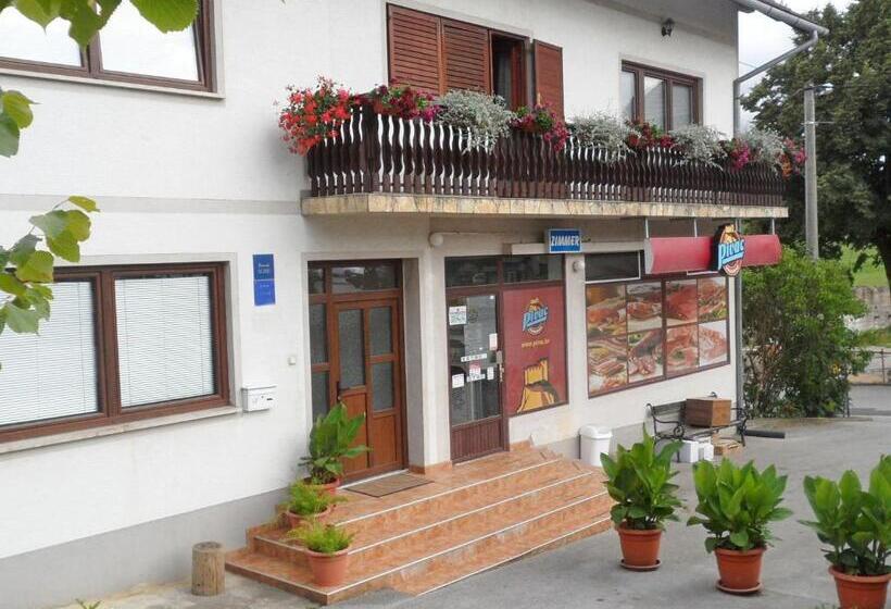 سوئیت 2 خوابه, Apartments & Rooms Rendulić