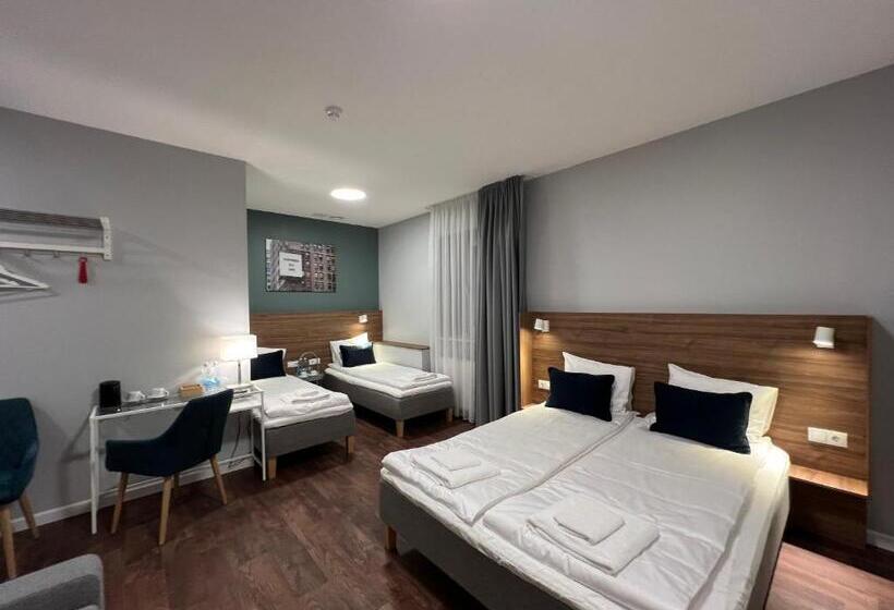 اتاق استاندارد چهار تخته, Stay Vilnius