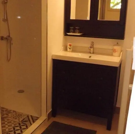 Chambre Standard Lit Double, La Bastide B&b